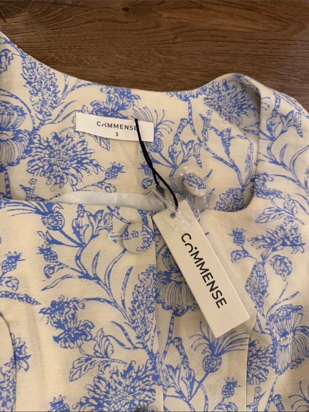 Commense Cream and Blue Floral Two-Piece Skirt Set NWT Size Small - Picture 2 of 9